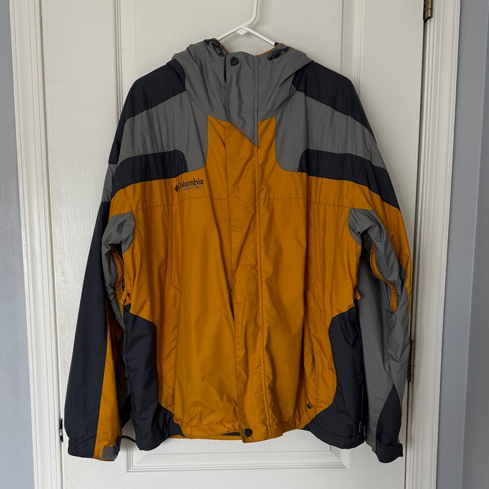 Columbia Men's Mustard and Charcoal Performance Coat